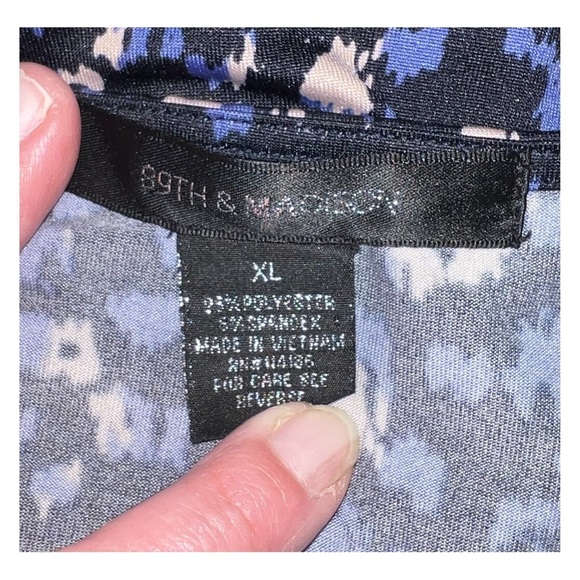 89th & Madison Animal Print Abstract Blue Black Tank Style Cowl Neck Top Size XL - Picture 5 of 6